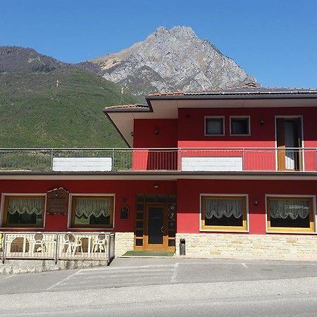 B&B La Villetta برينو المظهر الخارجي الصورة