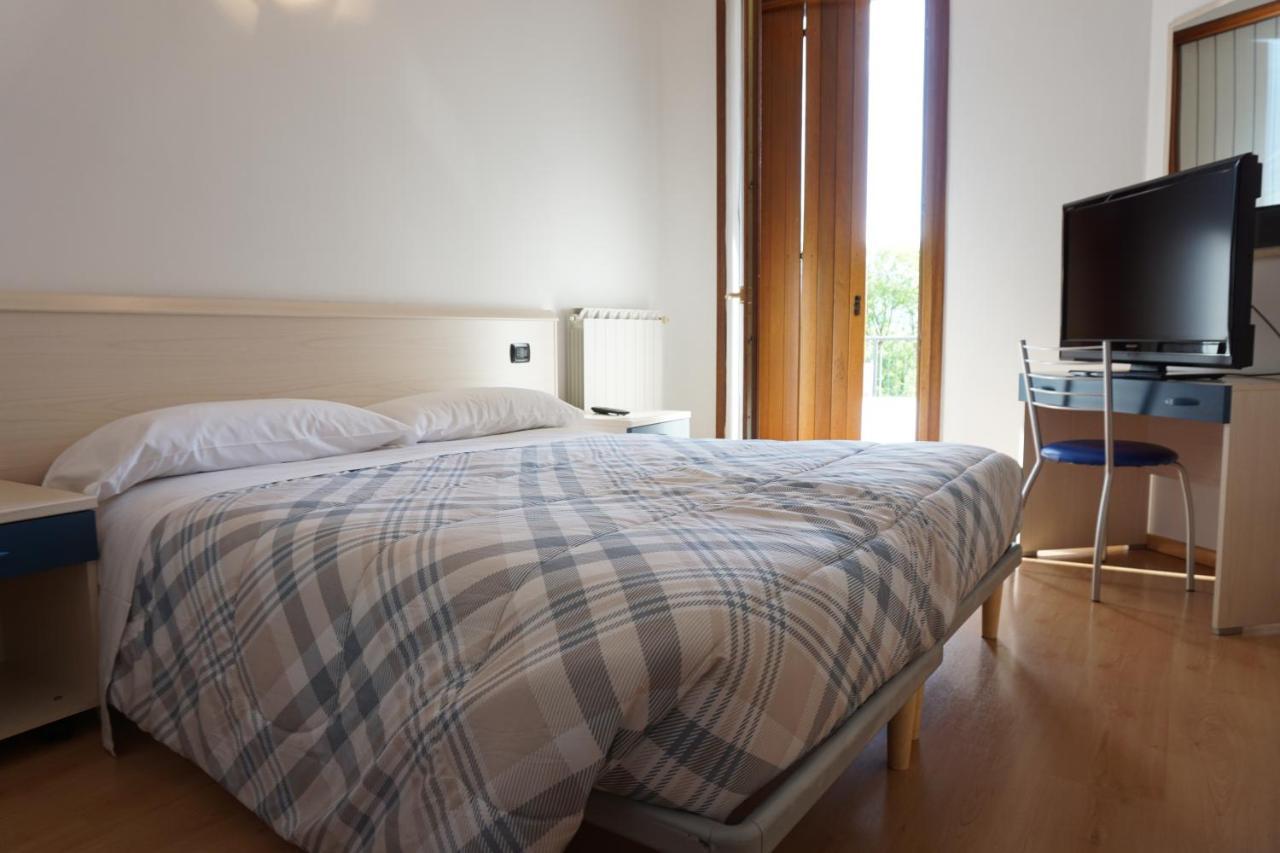 B&B La Villetta برينو المظهر الخارجي الصورة